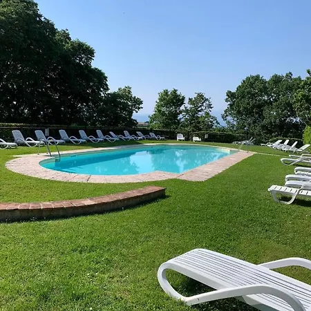 Romantico Appartamento Nel Castello Con Piscina 可乐