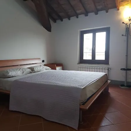公寓 Romantico Appartamento Nel Castello Con Piscina 可乐